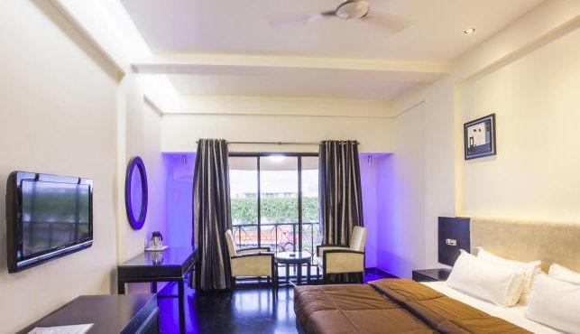 Hotel Aristro Lonavala Exterior photo