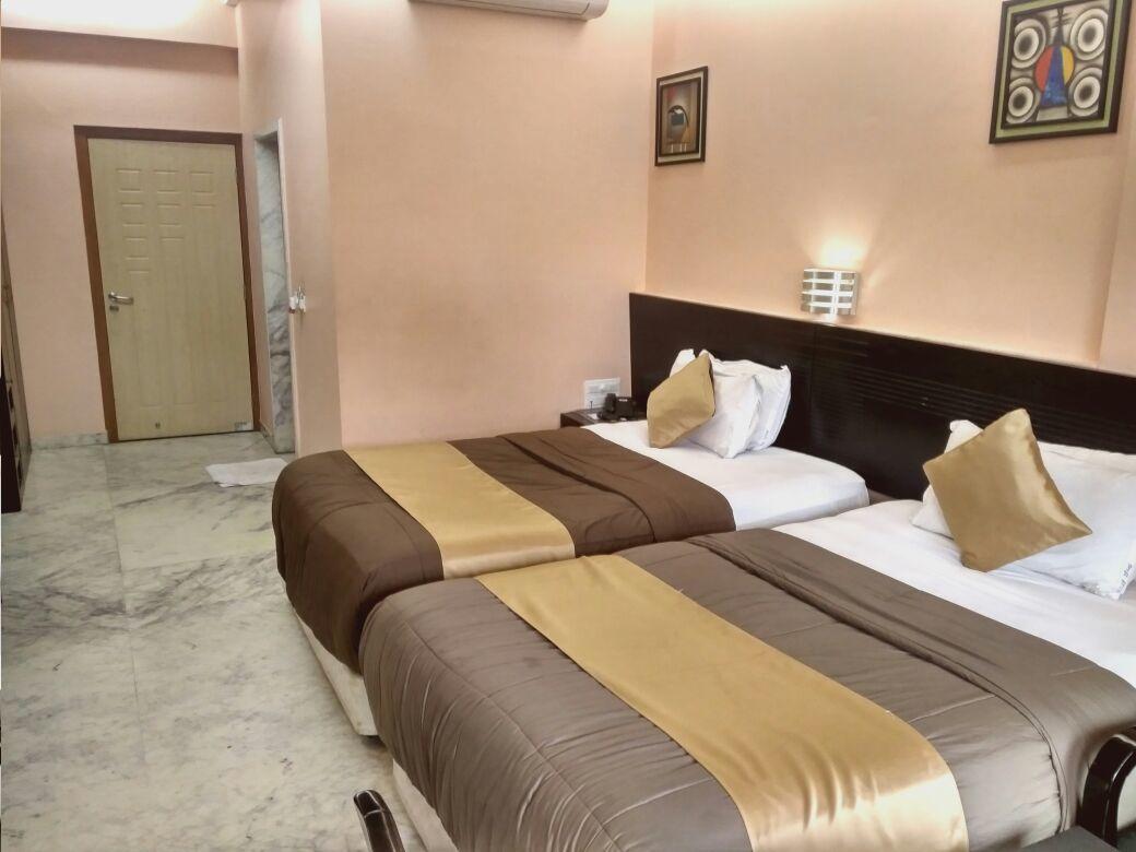 Hotel Aristro Lonavala Exterior photo